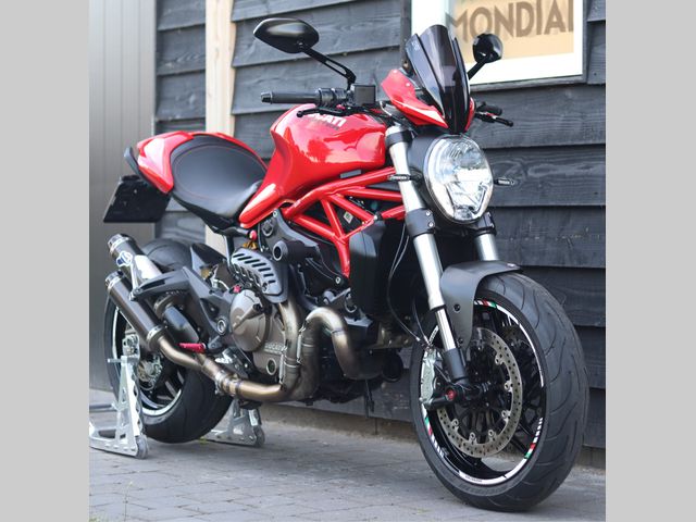 ducati - monster-821