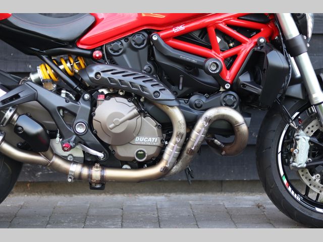 ducati - monster-821