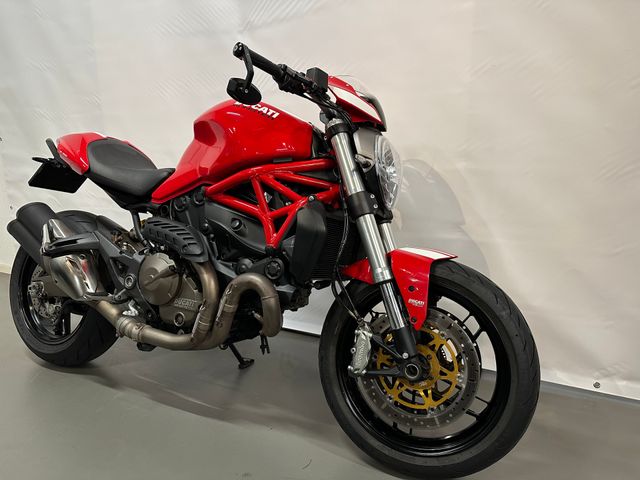 ducati - monster-821