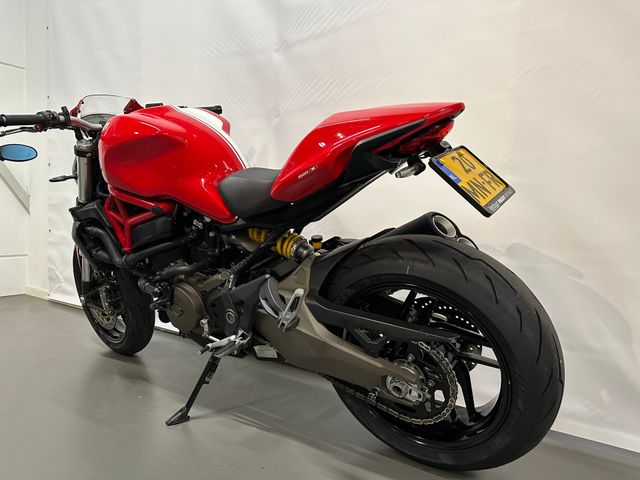 ducati - monster-821