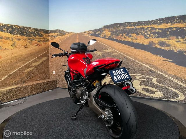 ducati - monster-821