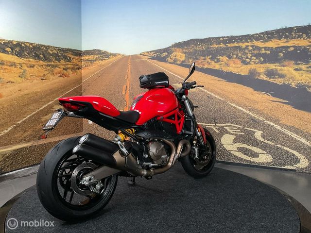 ducati - monster-821