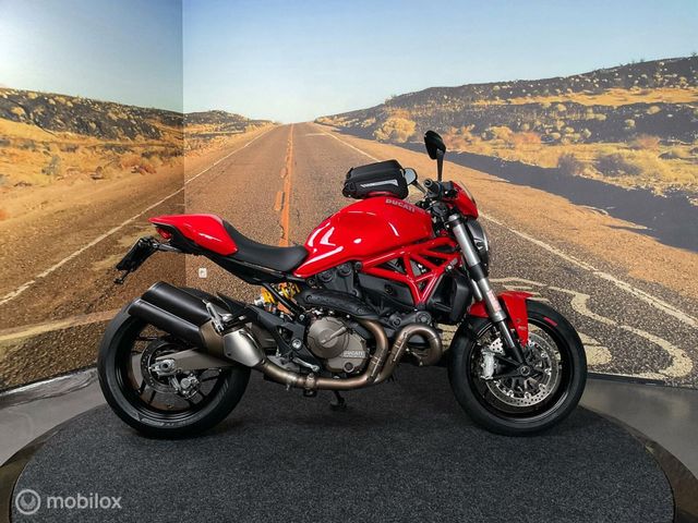 ducati - monster-821