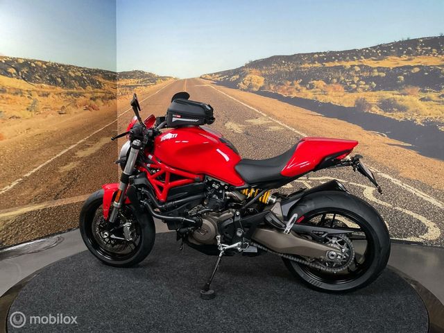 ducati - monster-821