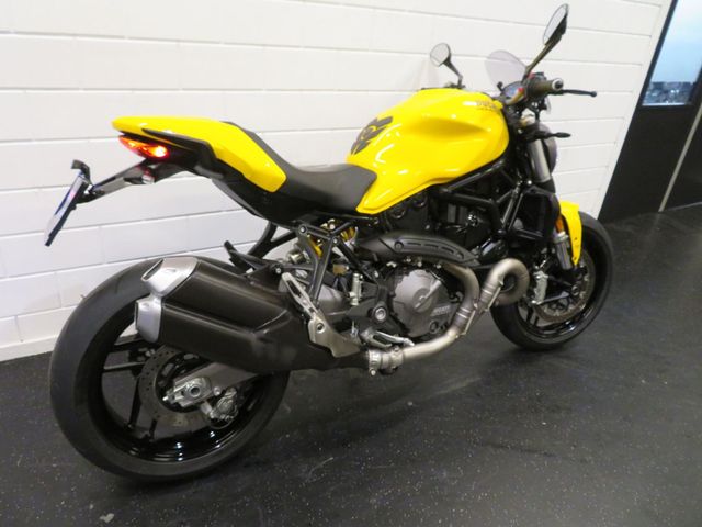 ducati - monster-821