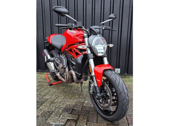 ducati - monster-821