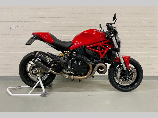 ducati - monster-821