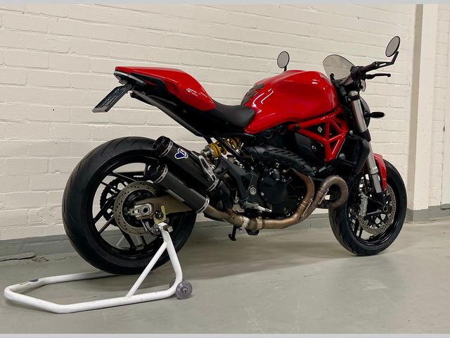 ducati - monster-821