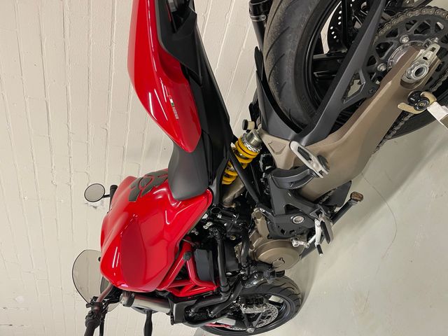 ducati - monster-821