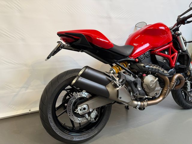 ducati - monster-821