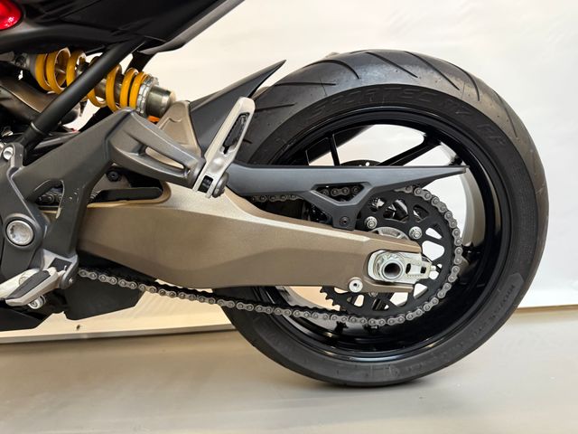 ducati - monster-821