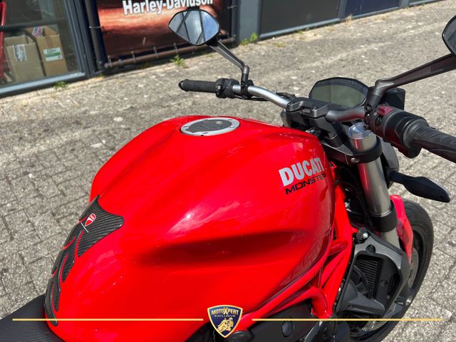 ducati - monster-821