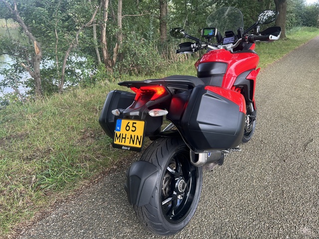 ducati - multistrada-1200-s