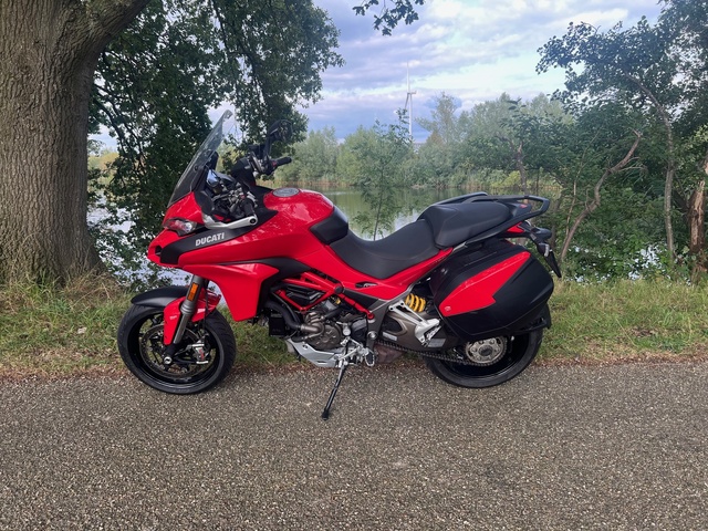 ducati - multistrada-1200-s