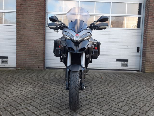 ducati - multistrada-1200-s-granturismo