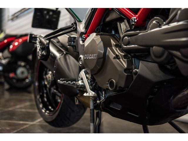 ducati - multistrada-1200-s-pikes-peak