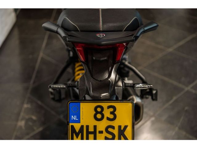 ducati - multistrada-1200-s-pikes-peak