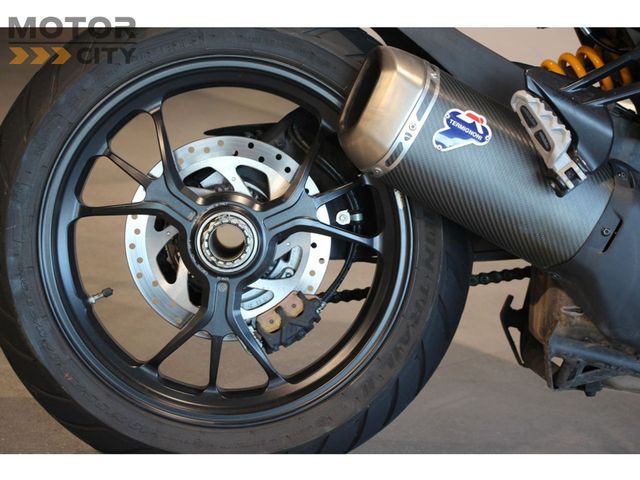 ducati - multistrada-1260-pikes-peak