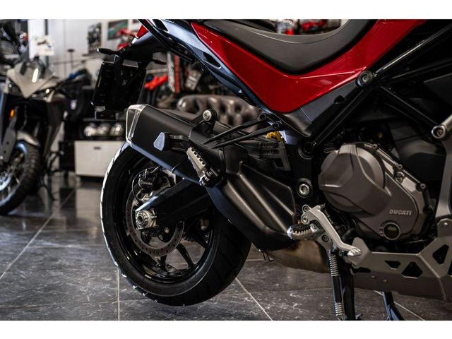 ducati - multistrada-v2-s