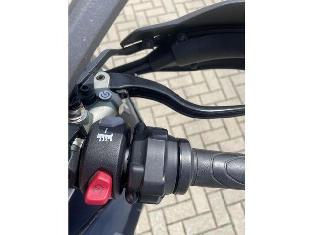 ducati - multistrada-v2-s