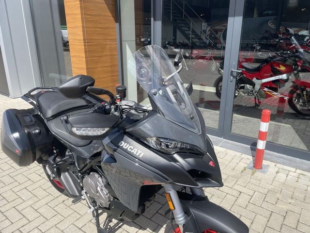 ducati - multistrada-v2-s