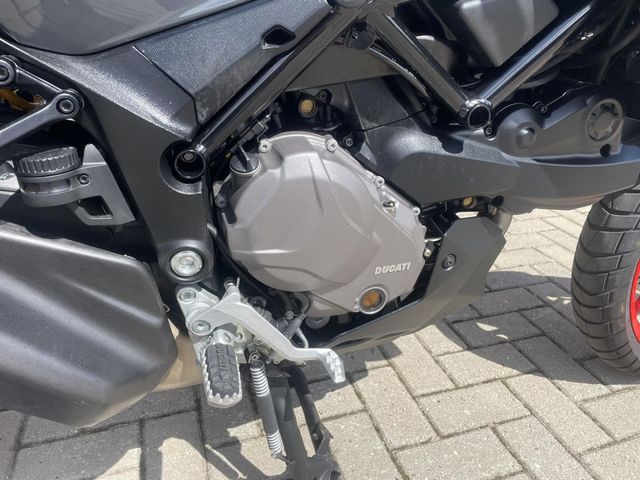ducati - multistrada-v2-s
