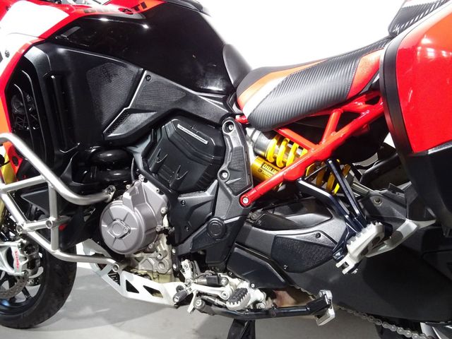 ducati - multistrada-v4-pikes-peak