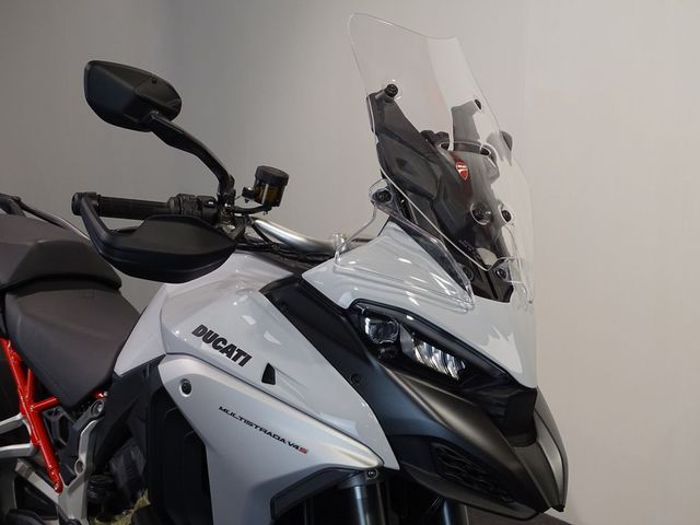 ducati - multistrada-v4-s