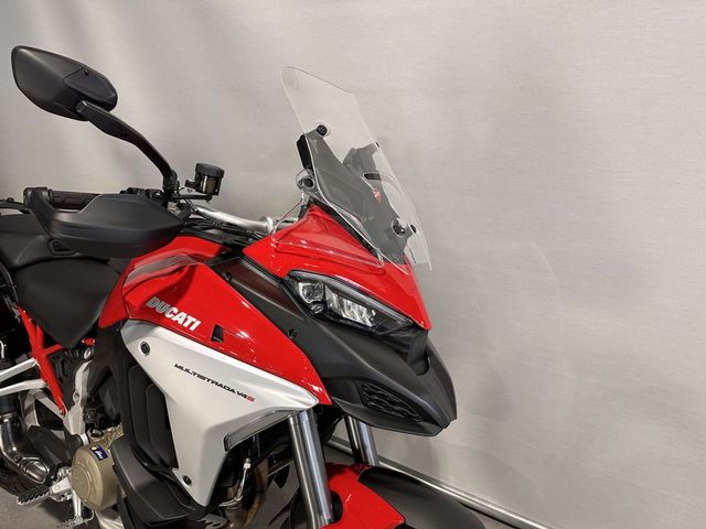 ducati - multistrada-v4-s