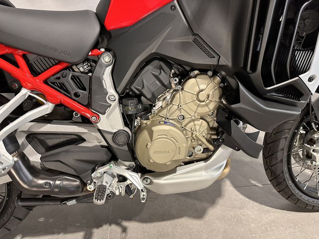 ducati - multistrada-v4-s