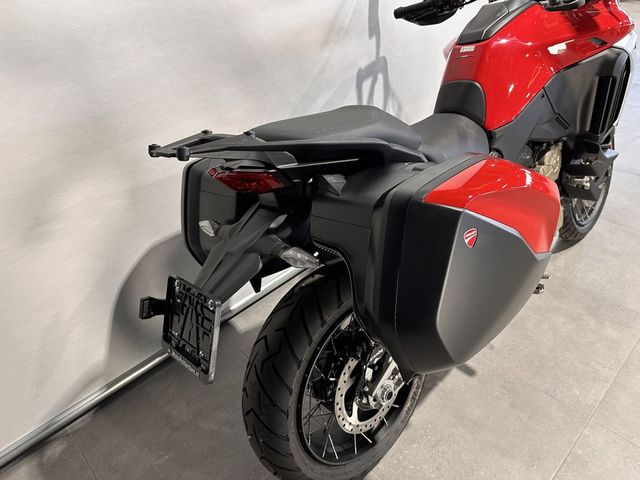 ducati - multistrada-v4-s