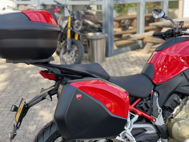 ducati - multistrada-v4-s