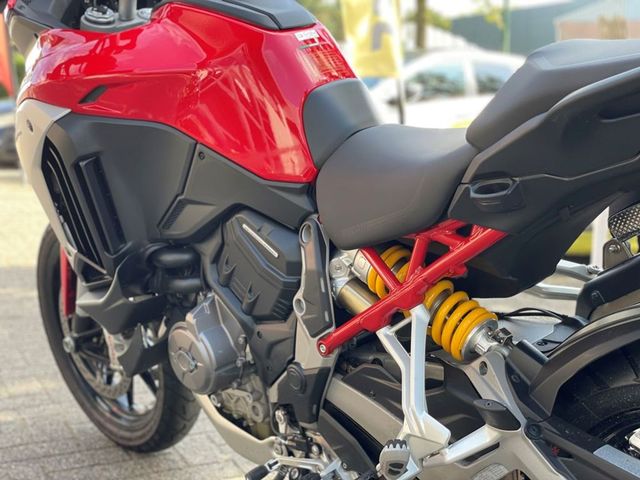 ducati - multistrada-v4-s