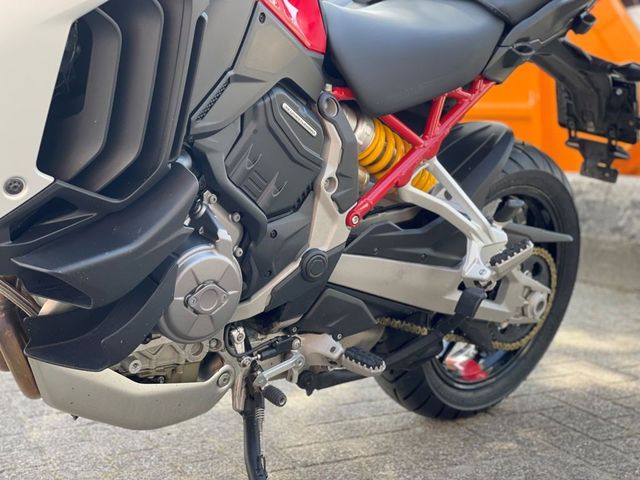 ducati - multistrada-v4-s