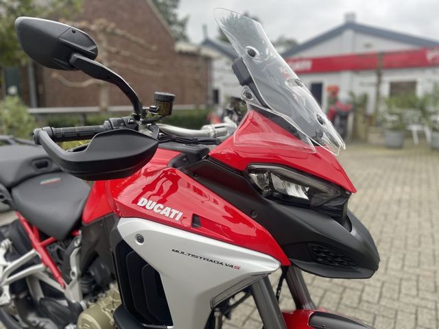 ducati - multistrada-v4-s