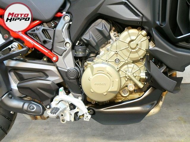 ducati - multistrada-v4-s