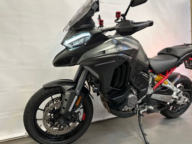 ducati - multistrada-v4-s