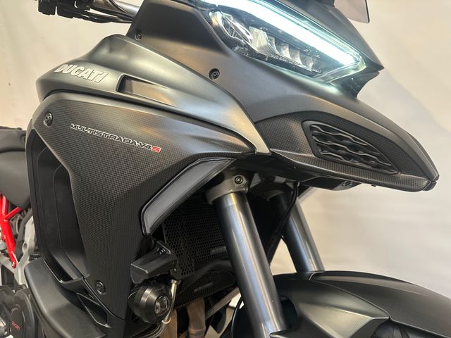 ducati - multistrada-v4-s