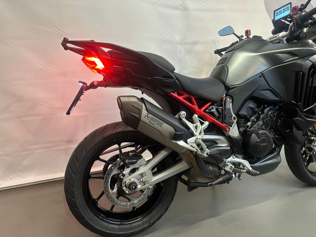 ducati - multistrada-v4-s