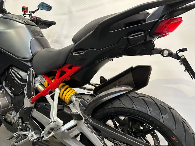 ducati - multistrada-v4-s