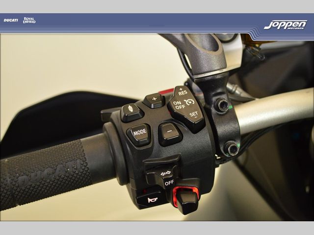 ducati - multistrada-v4-s