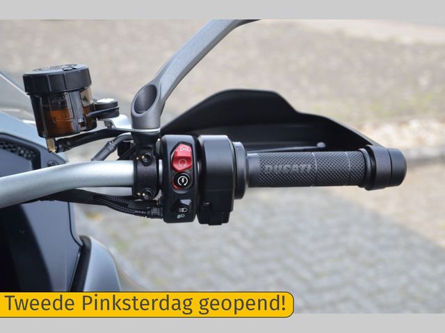 ducati - multistrada-v4-s