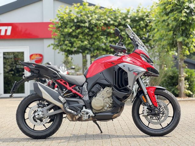 ducati - multistrada-v4-s