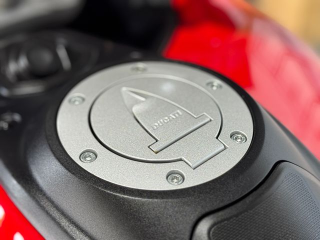 ducati - multistrada-v4-s