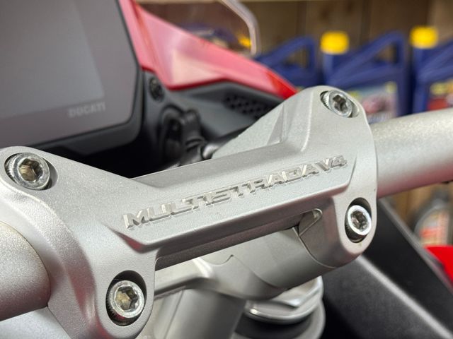 ducati - multistrada-v4-s