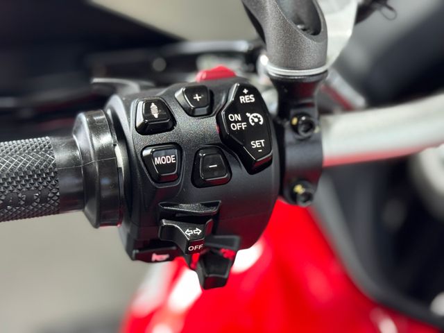 ducati - multistrada-v4-s