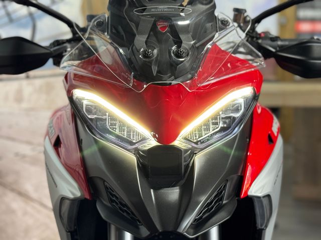 ducati - multistrada-v4-s