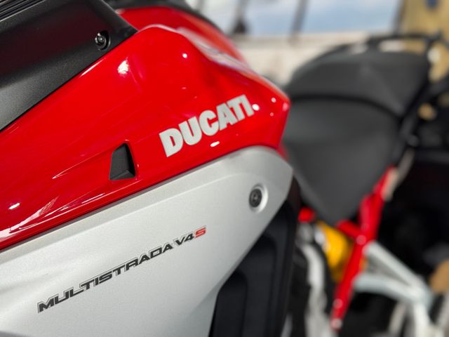 ducati - multistrada-v4-s