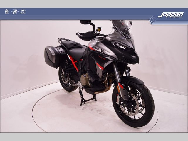 ducati - multistrada-v4-s-grand-tour