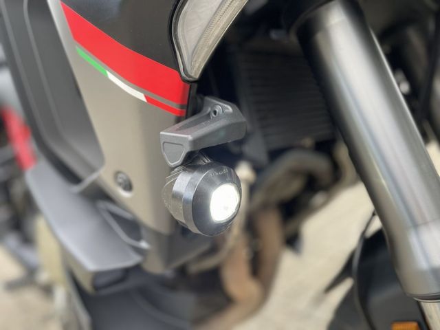 ducati - multistrada-v4-s-grand-tour